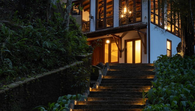 Foto 1 - The Weir House