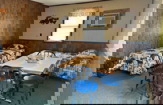 Foto 3 - Hickory Hollow Resort