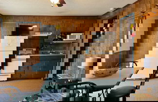 Foto 2 - Hickory Hollow Resort