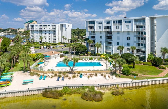Dolphin Point 202a 2 Bedroom Condo by RedAwning - Foto 19