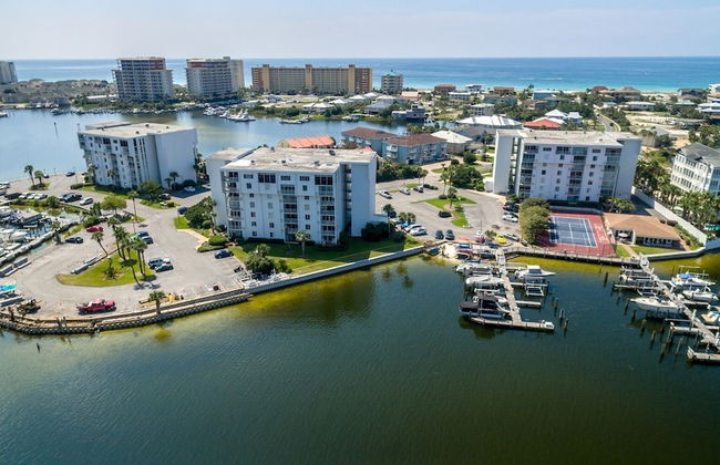 Dolphin Point 202a 2 Bedroom Condo by RedAwning - Foto 35