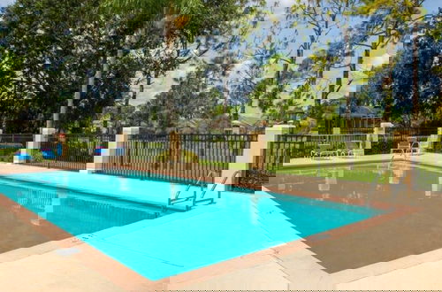 Foto 16 - Gated Community Private Pool 3 Bedroom Home by Redawning