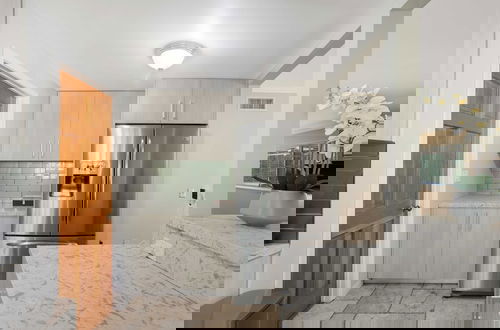 Photo 13 - Colven by Avantstay Pool + Spa Near Golf Course