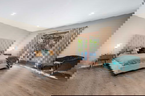 Photo 2 - Colven by Avantstay Pool + Spa Near Golf Course