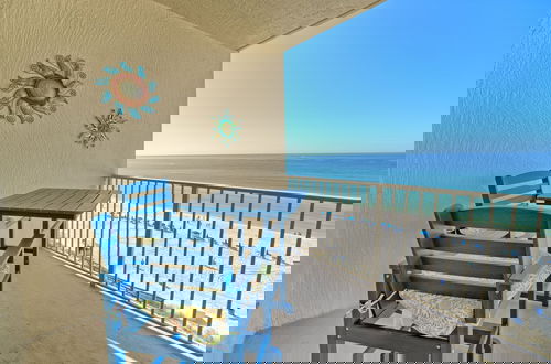 Photo 41 - Amazing Tropical Condo with Complimentary Beach Chairs and Umbrellas - Unit 0706 by RedAwning