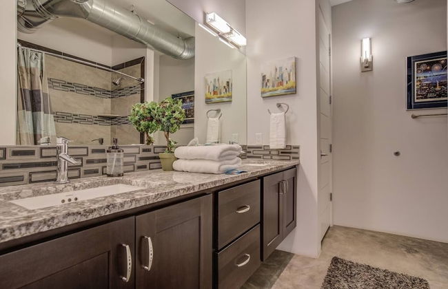 1BD Studio Downtown Close to Hiking W/ac! - Foto 13