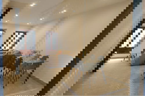 Foto 2 - Luxury Center