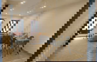 Foto 2 - Luxury Center
