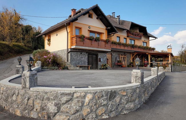 Tourist Farm Skrbina Apartment 1 - Foto 1