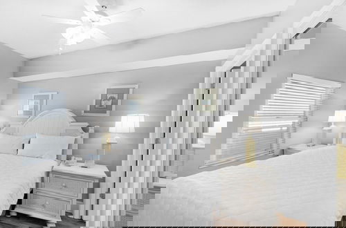Foto 1 - Majestic Beach Towers 2-803