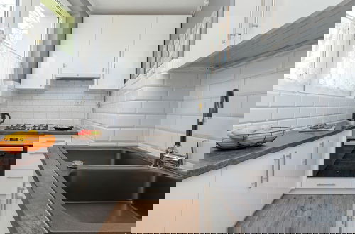 Foto 10 - Apartment With Balcony by Renters
