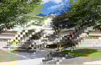 Foto 1 - Chic Unit Near Airport and Attractions