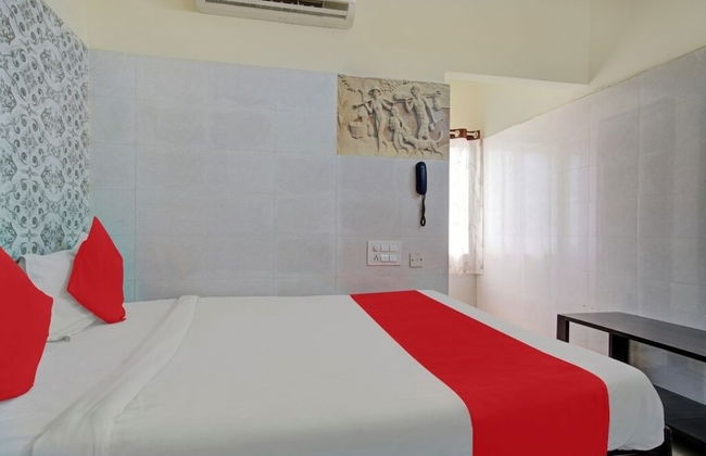 iROOMZ Hotel Sweekar Suites - Foto 15