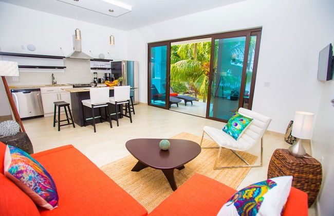 Bella Luna Beach House #227473 - Photo 8