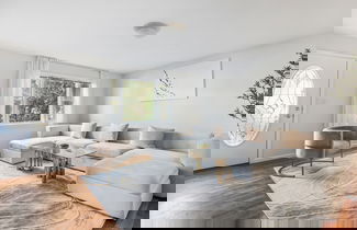 Foto 1 - Luxury NY Home with Free Parking