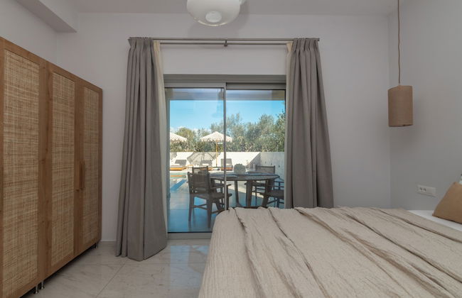 Camelia Luxury Suites - Private Pool & Jaccuzi - Foto 3