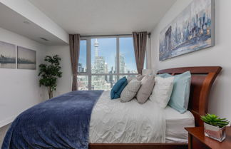 Photo 1 - QuickStay - Premium 2-Bedroom with CN Tower & Lake Views