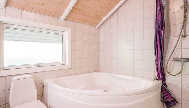 6 Person Holiday Home in Oksbol - Photo 4