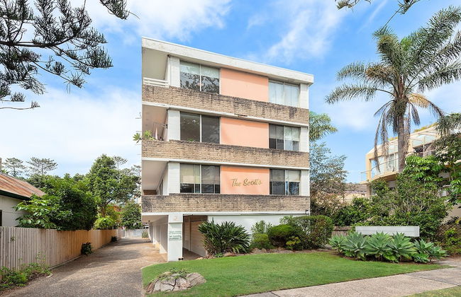 Surf Side Oasis with Balcony near Beach - Foto 12