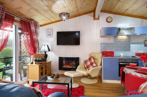 Foto 18 - Bluebell Lodge set in a Beautiful 24 Acre Woodland Holiday Park