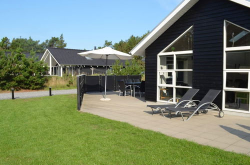 Photo 33 - 8 Person Holiday Home in Blavand