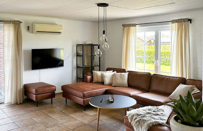 8 Person Holiday Home in Tarm - Photo 3