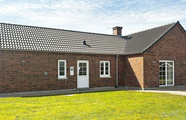 8 Person Holiday Home in Tarm - Photo 40