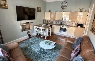 Photo 1 - Charming 2-bedroom Apartment Located in Ayr