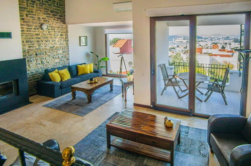 Foto 10 - Marvelous Triplex Villa With Private Pool and Impressive View in Bodrum