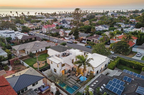 Photo 28 - Vista Del Mar by Avantstay Stunning Spanish Inspired Home w/ Pool, Hot Tub & Rooftop Patio