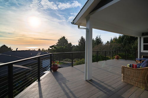 Photo 27 - Anchor's Retreat by Avantstay Gorgeous Clift Top Views w/ Incredible Patio