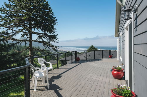 Foto 2 - Anchor's Retreat by Avantstay Gorgeous Clift Top Views w/ Incredible Patio