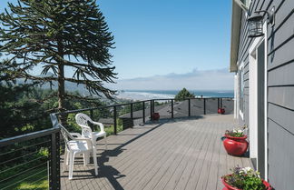 Foto 2 - Anchor's Retreat by Avantstay Gorgeous Clift Top Views w/ Incredible Patio