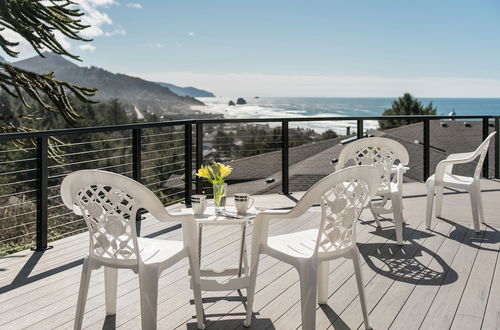 Foto 4 - Anchor's Retreat by Avantstay Gorgeous Clift Top Views w/ Incredible Patio