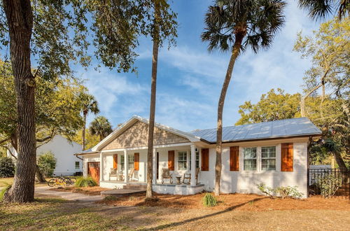 Photo 5 - Sawyer by Avantstay Stunning Isle Of Palms Home w/ Pool