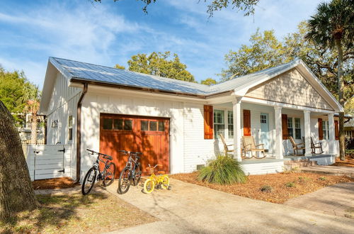 Photo 17 - Sawyer by Avantstay Stunning Isle Of Palms Home w/ Pool