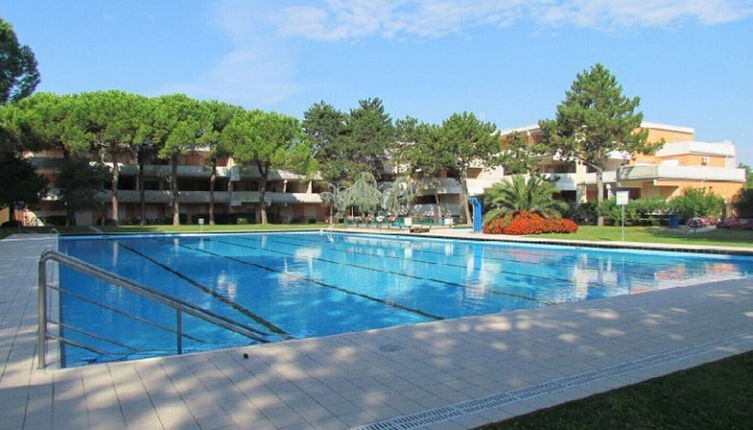 Foto 1 - Modern Apartment in Residence - 2 Swimming Pools - Tennis Courts by Beahost