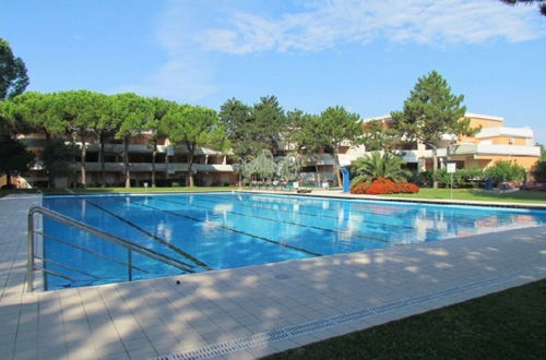 Photo 1 - Modern Apartment in Residence - 2 Swimming Pools - Tennis Courts by Beahost