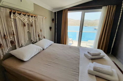 Photo 3 - Cozy Flat With Sea View Near Beach in Bozburun