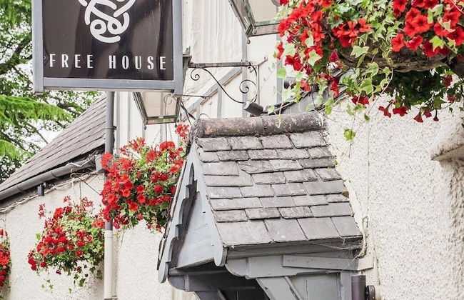 Charming 1-bed Loft in Caerleon - Photo 1