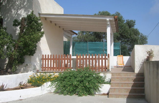 Room in House - Magical Holidays in a Dammuso in Favignana Nestled in a Wonderful Pine Forest - Foto 7