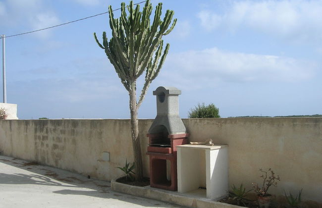 Room in House - Magical Holidays in a Dammuso in Favignana Nestled in a Wonderful Pine Forest - Foto 12