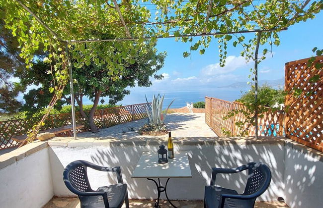 Beautiful House Located on a Hill in Samos Island, 400 m From an Organized Beach - Foto 10