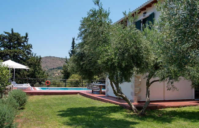Villa Artemis in Vrises - Photo 11
