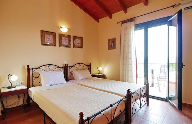 Villa Artemis in Vrises - Photo 7
