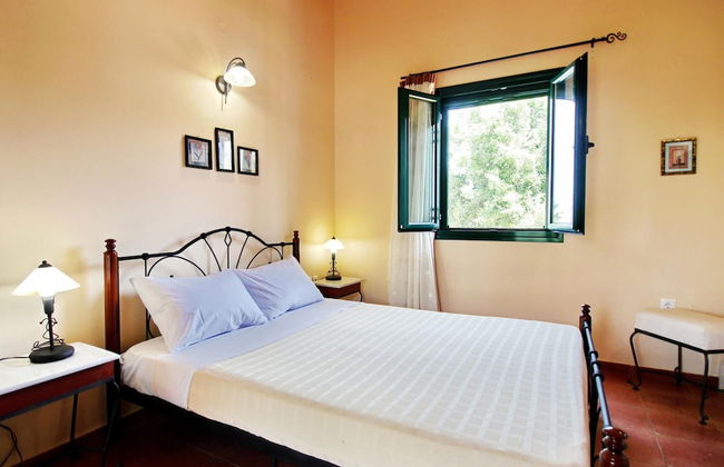 Villa Artemis in Vrises - Photo 10