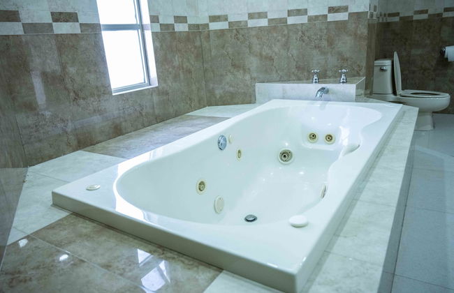 16, Suite With Jacuzzi - Foto 22