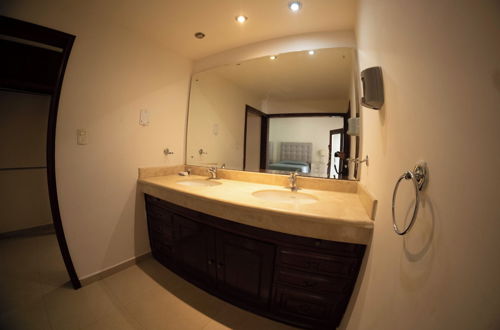 Photo 28 - 16) Suite With Jacuzzi