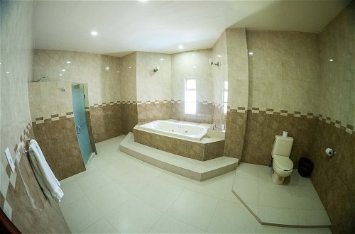 Foto 24 - 16) Suite With Jacuzzi