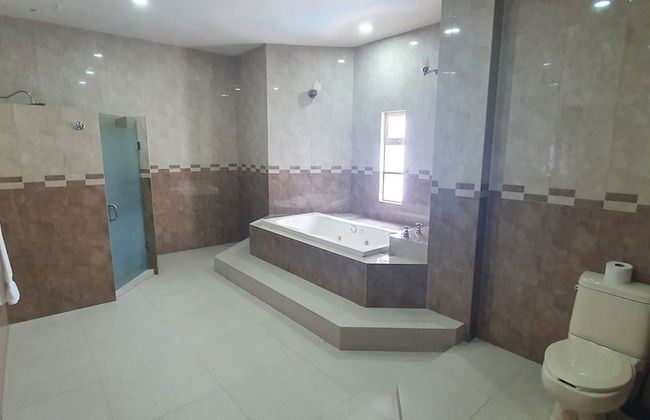 16, Suite With Jacuzzi - Foto 29